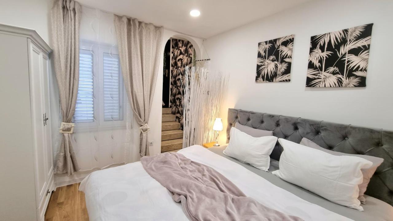 PLACE 4 U Studio Center Zadar Exterior foto