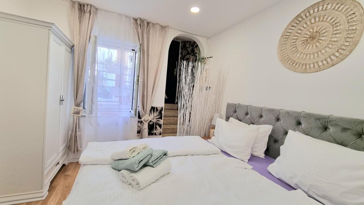 PLACE 4 U Studio Center Zadar Exterior foto